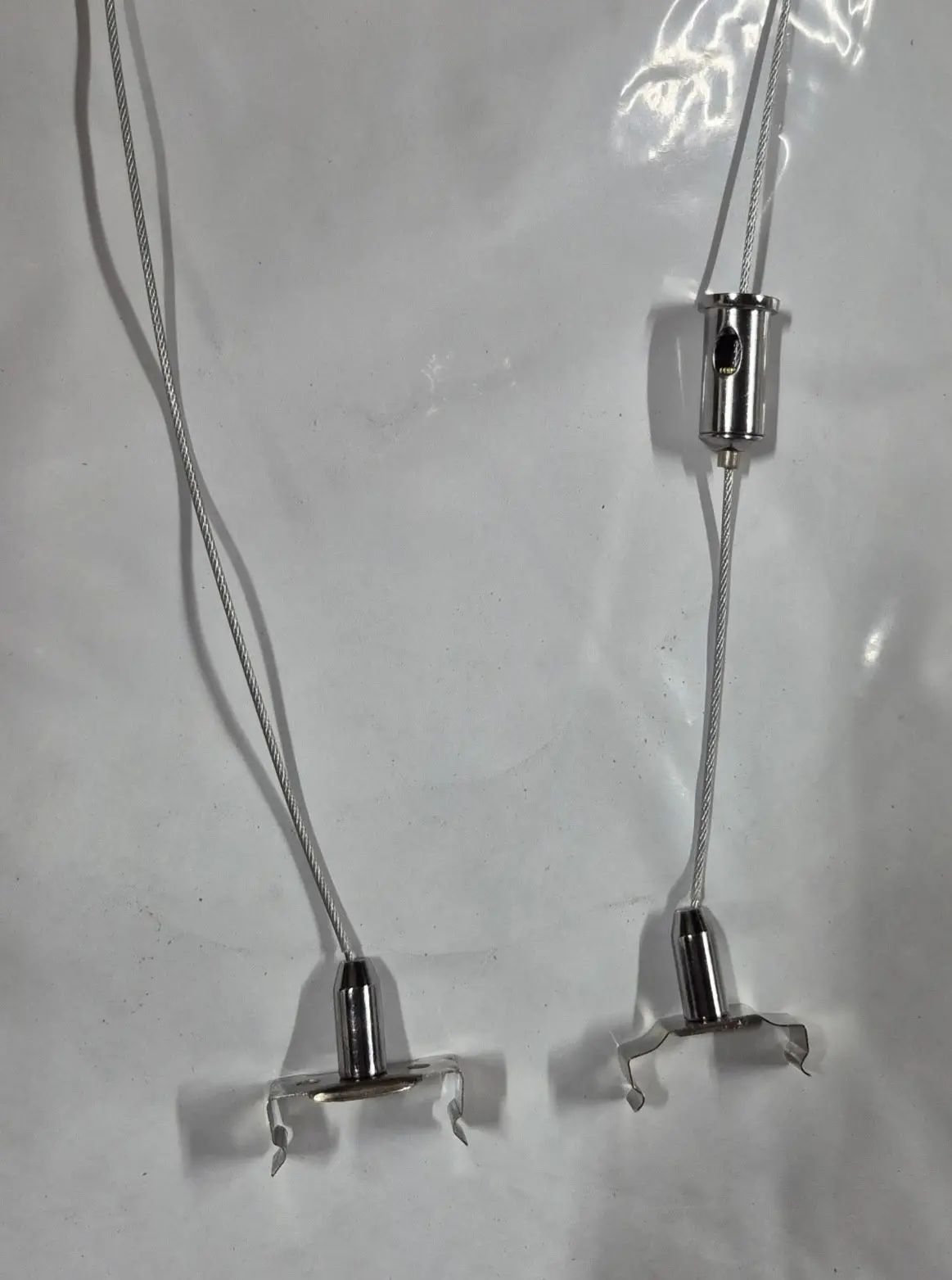 D-Dog Wire Hangers 1