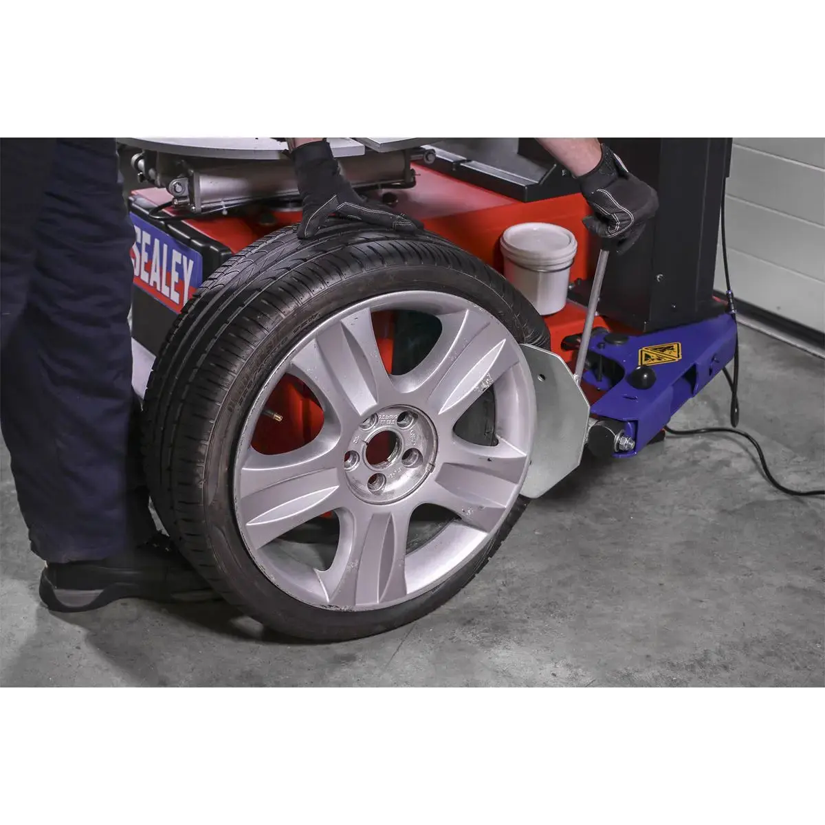 Sealey Tyre Changer - Automatic 2