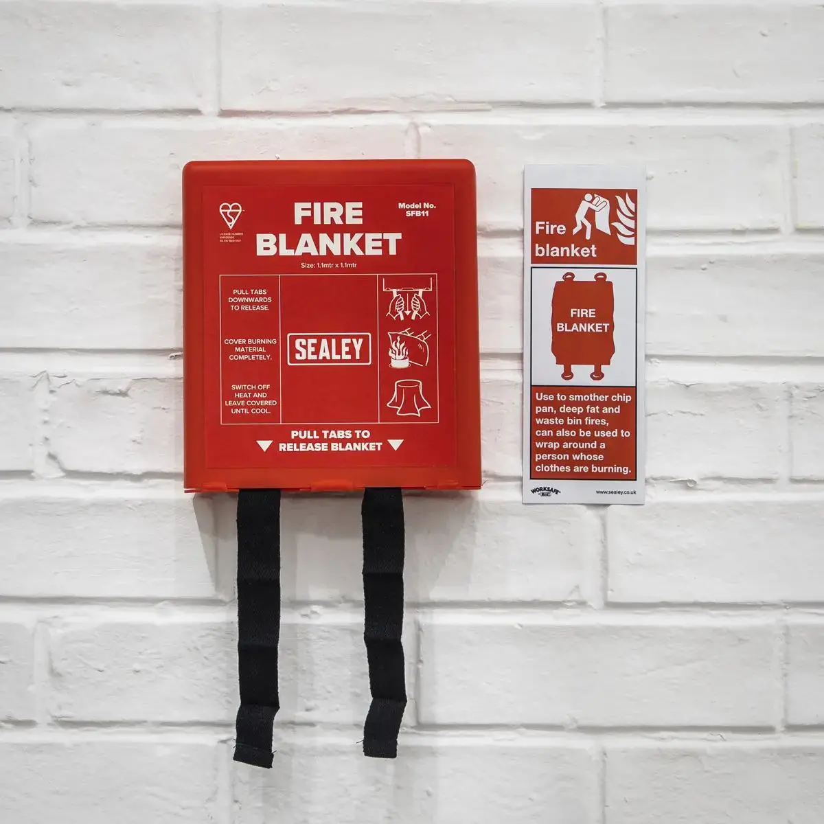 Worksafe By Sealey Safe Conditions Safety Sign - Fire Blanket - Self-Adhesive Vinyl 2