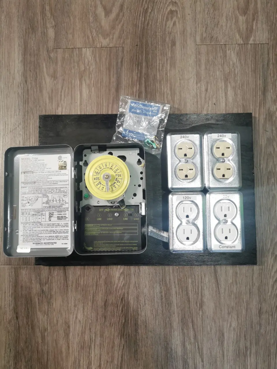 Power Board 120V/240V No Cord 1